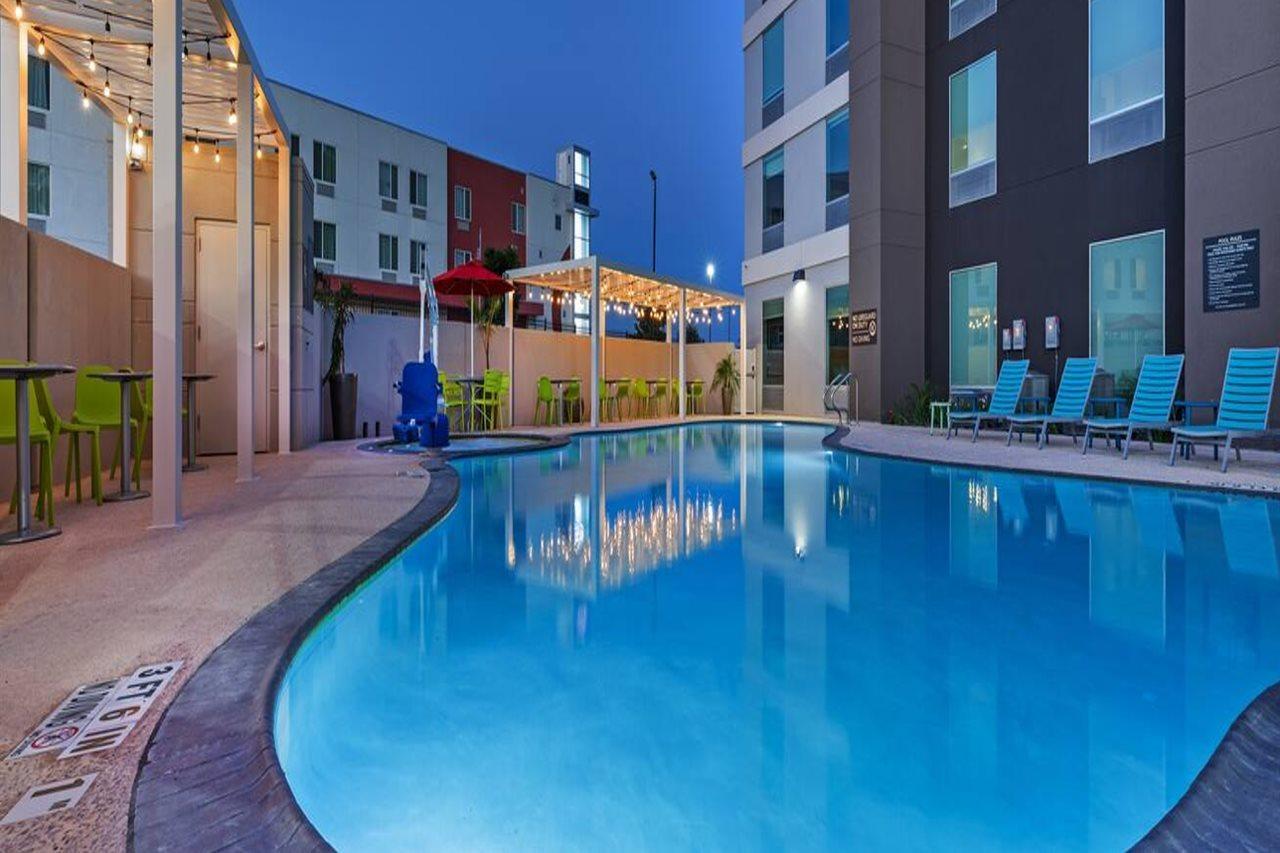 Home2 Suites By Hilton Laredo, Tx Esterno foto