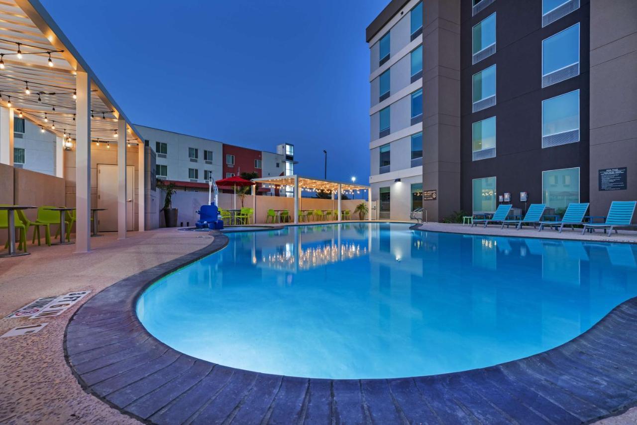 Home2 Suites By Hilton Laredo, Tx Esterno foto