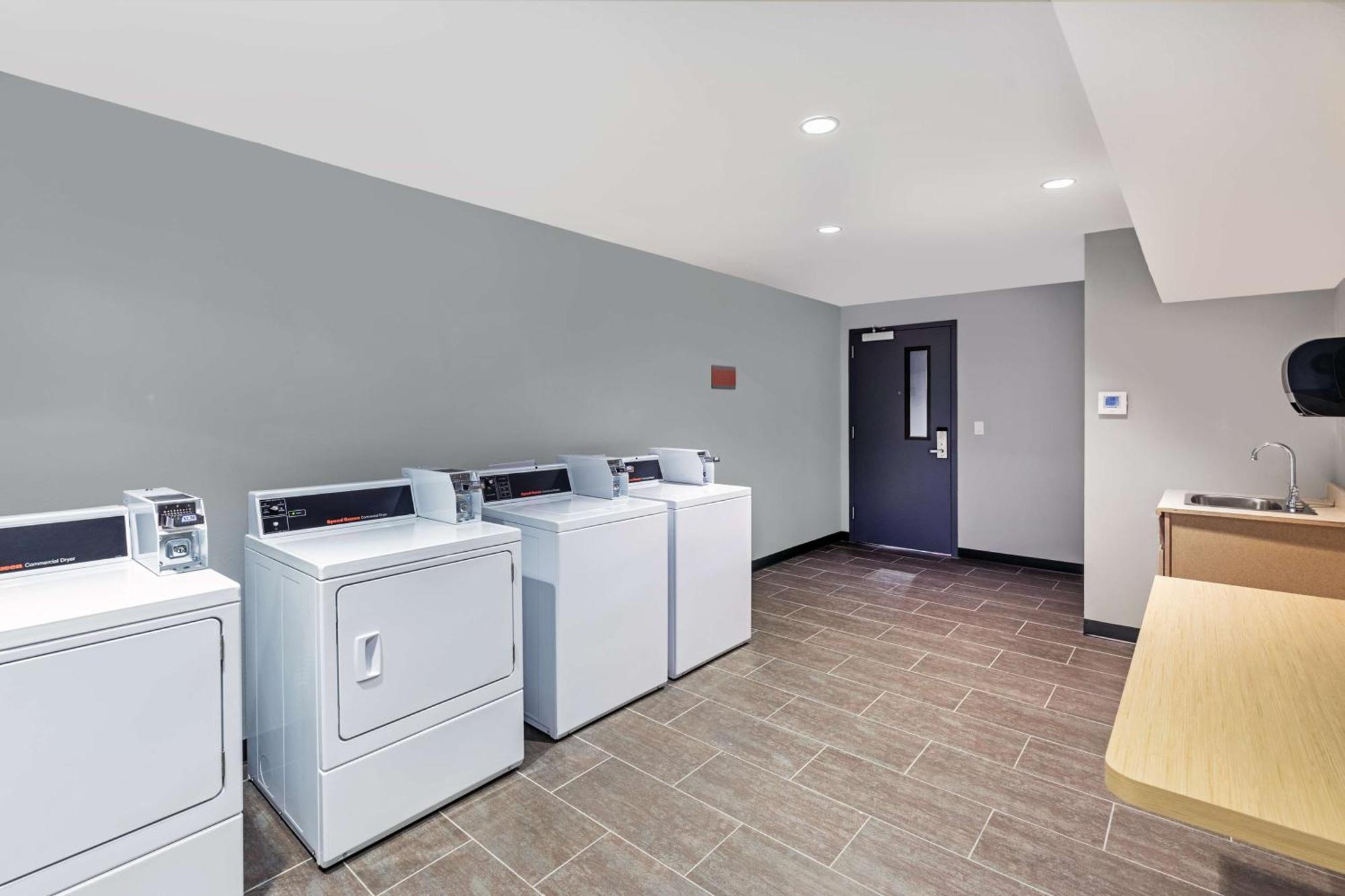 Home2 Suites By Hilton Laredo, Tx Esterno foto